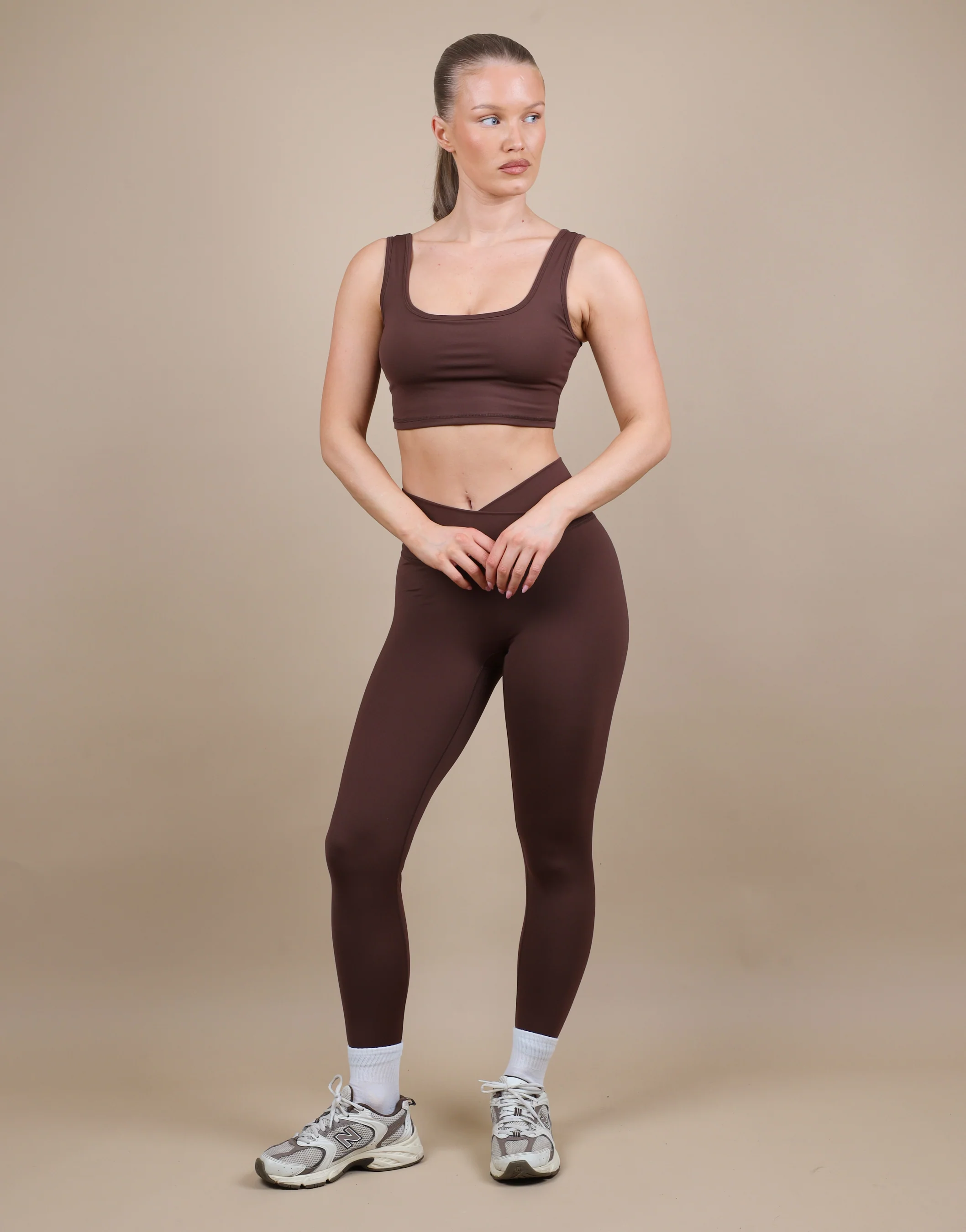 Blake V Front Leggings in Brown