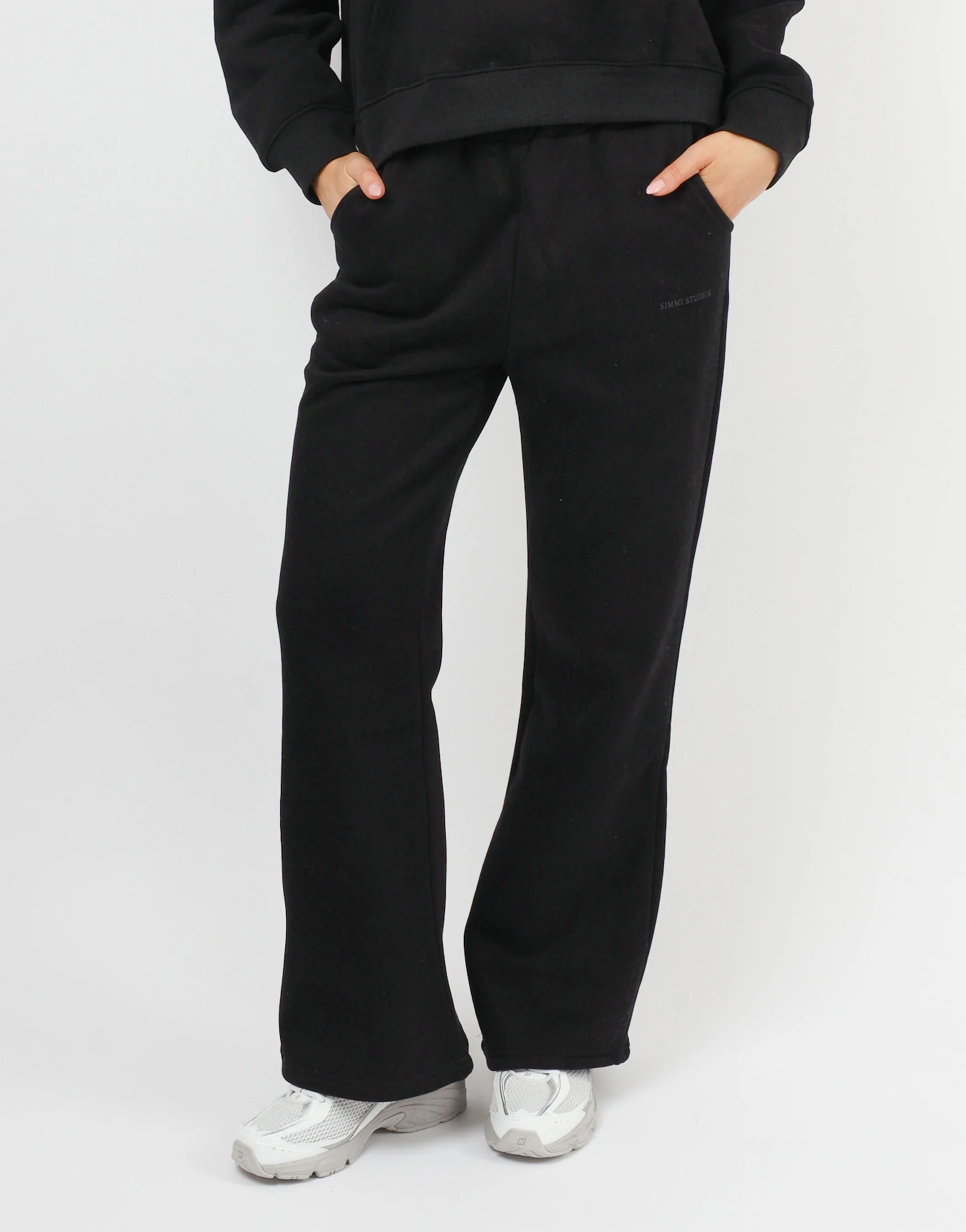 Colby Simmi Studios Essentials Flared Joggers in Black - Image 2