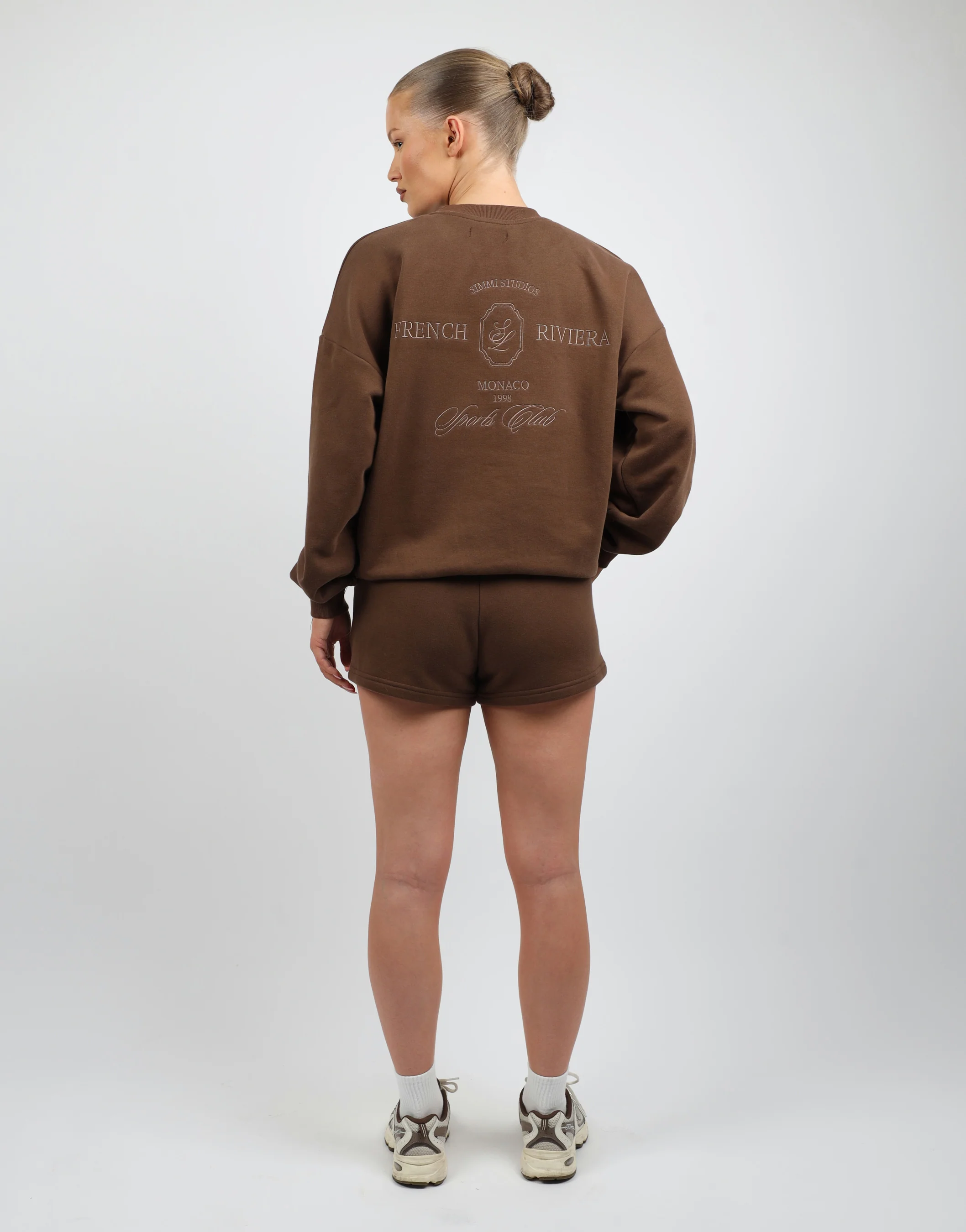 Cove Simmi Studios Embroidered Logo Sweatshirt In Brown - Image 4