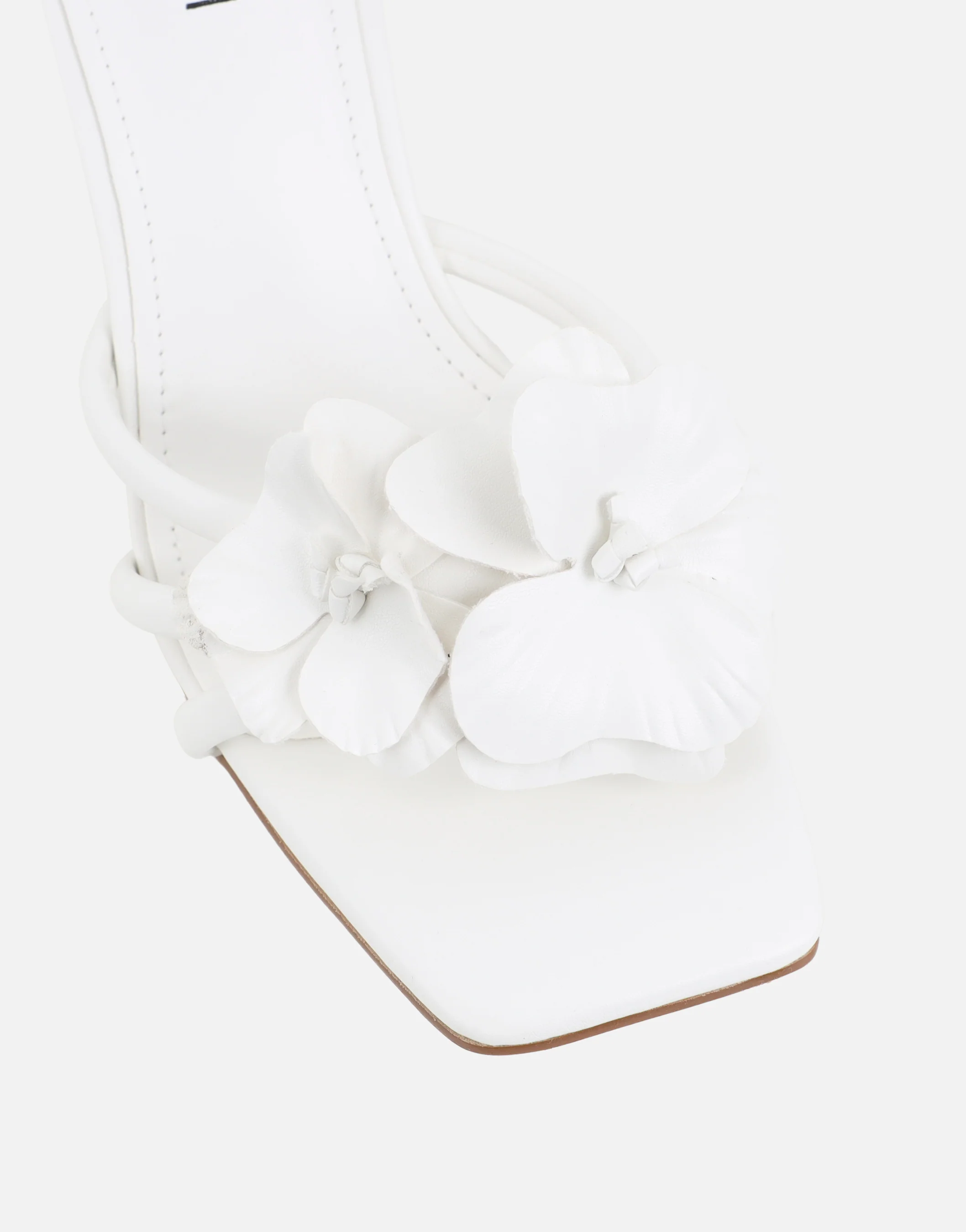 Jemima White Flower Detail Mules - Image 4