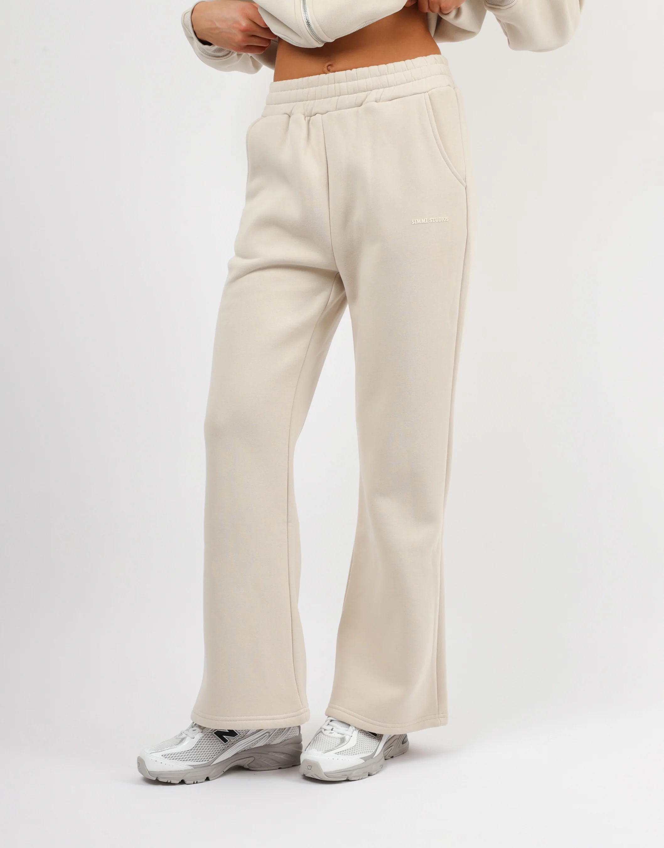 Maddie Simmi Studios Essentials Flared Joggers in Light Beige - Image 3