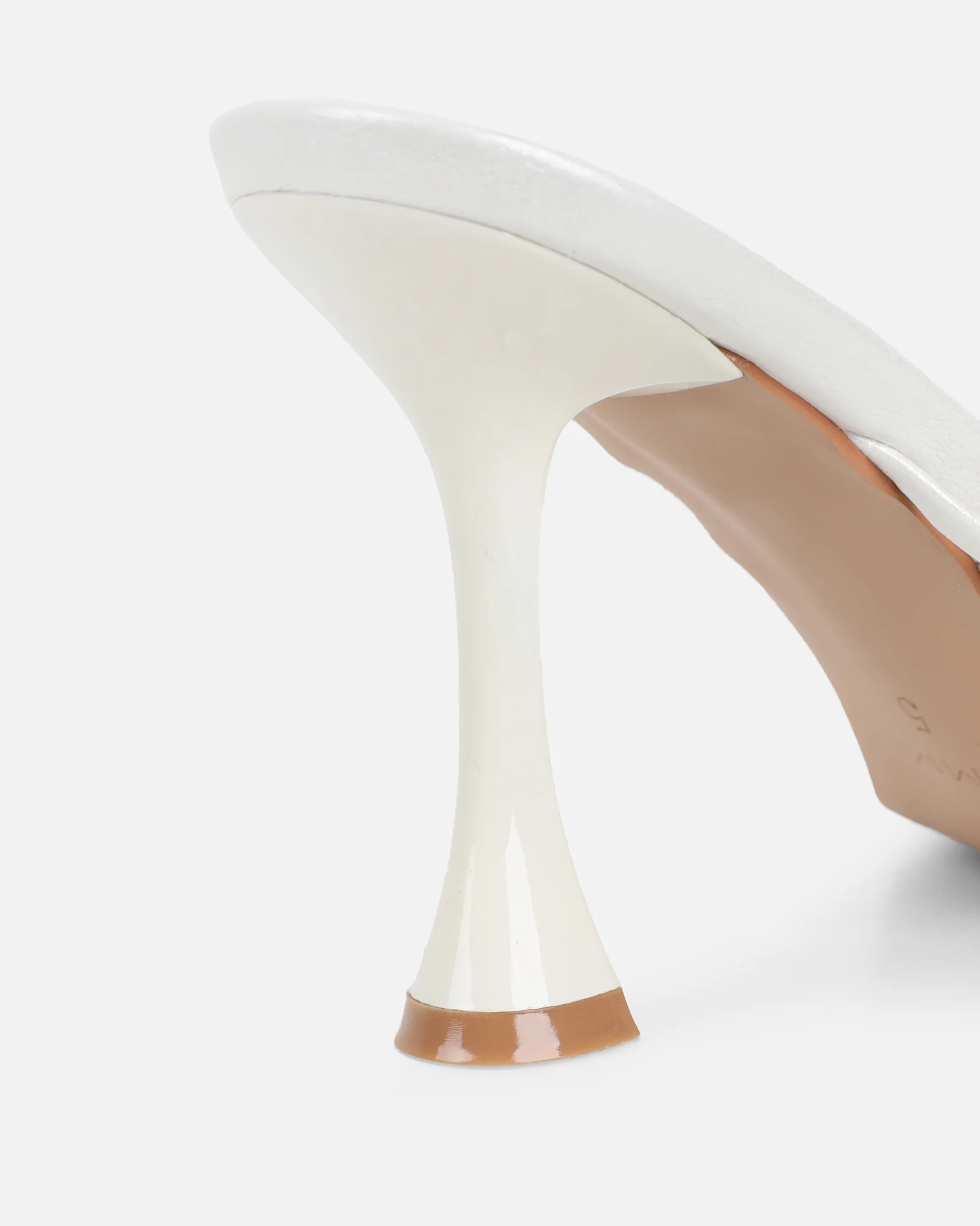 Pixar White Metallic Tie Up Heeled Sandals - Image 3