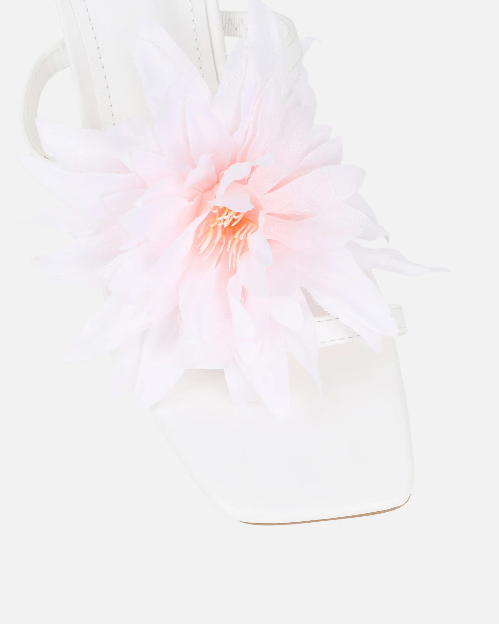 Vaughan White Flower Detail Mules - Image 4
